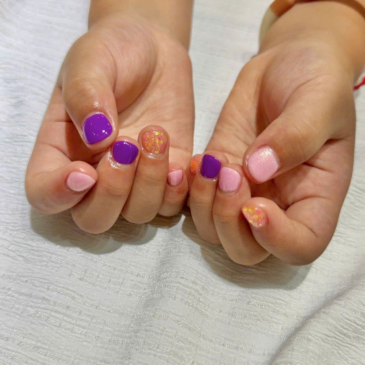 Mẫu gel trẻ em nhiều màu