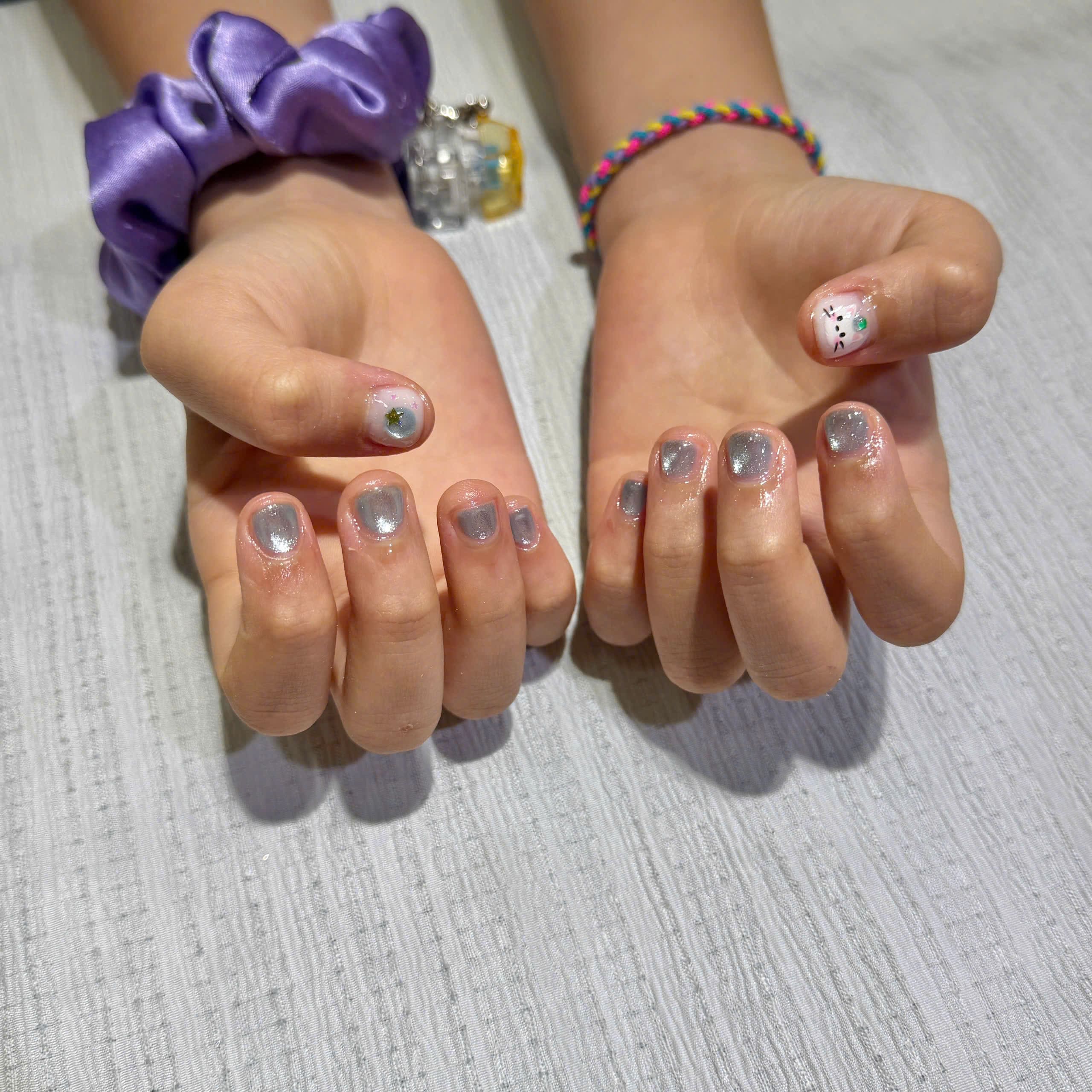 Dịch vụ gel trẻ em hoạt hình tại Cộng Spa & Nail