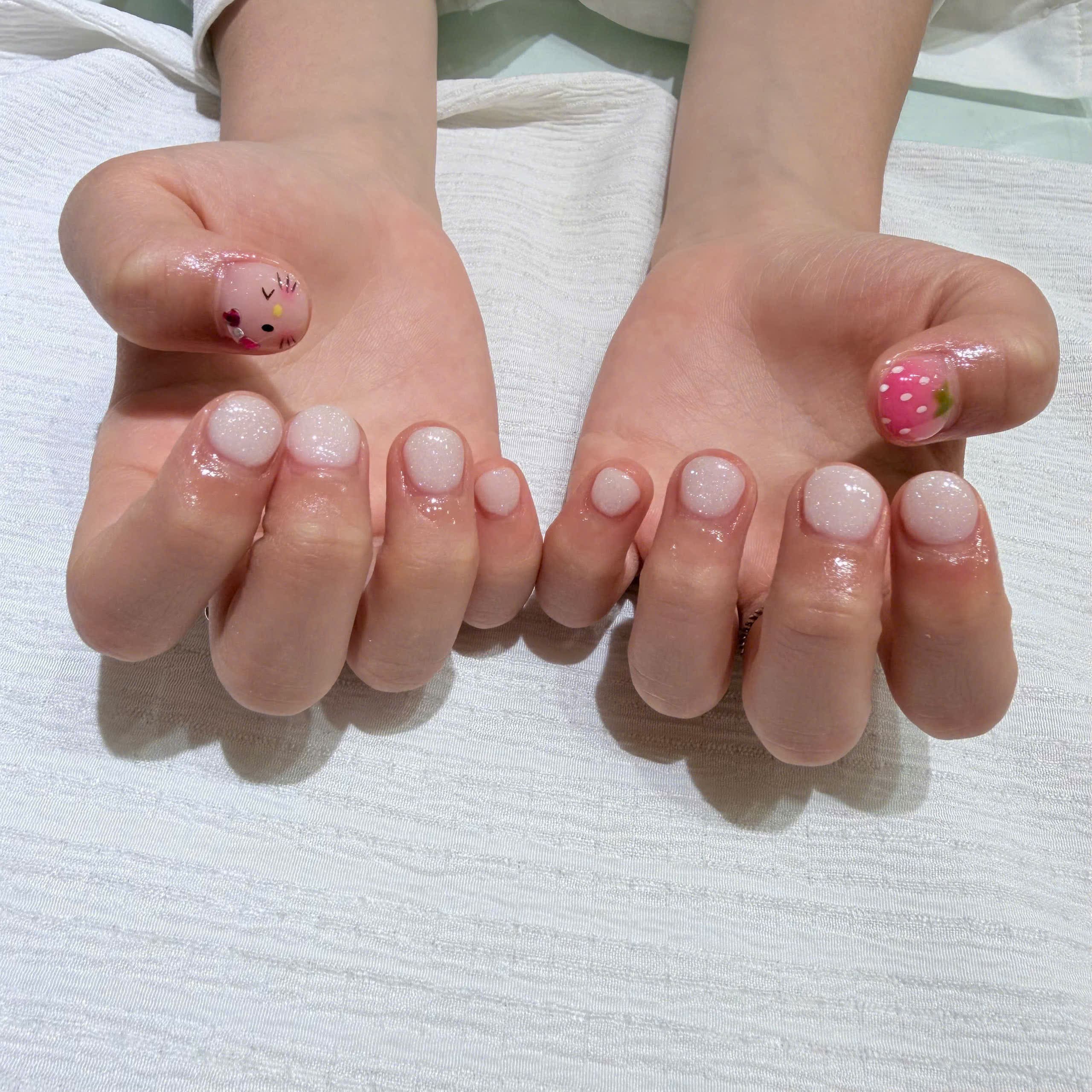 Mẫu gel trẻ em hoạt hình móng tay nhiều nhân vật